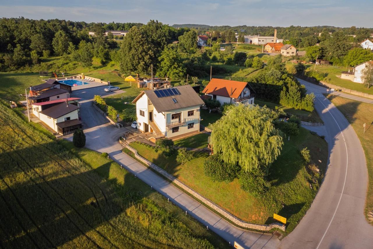 Apartments Lucija Slunj Exterior photo